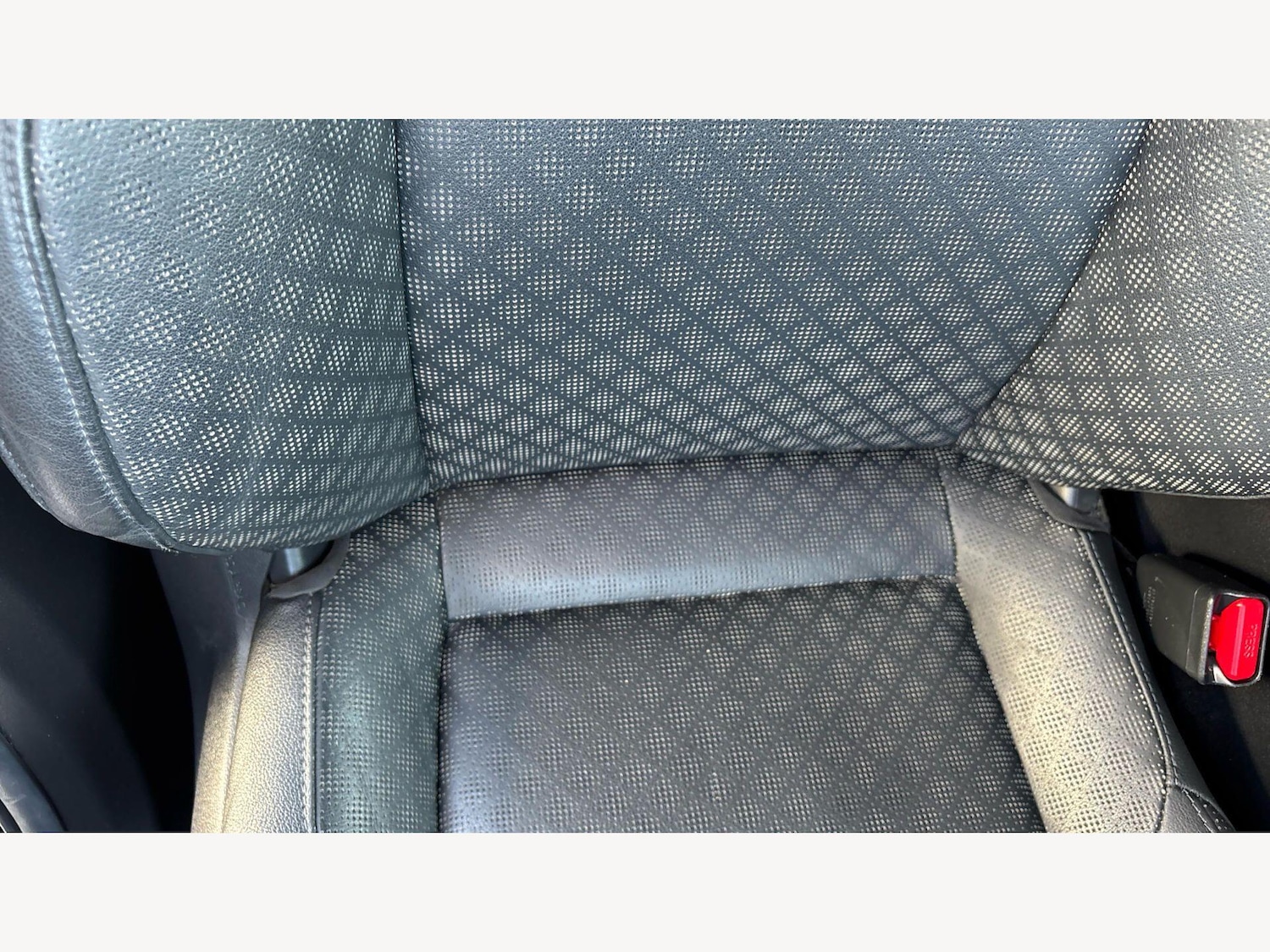 Used Toyota C-HR 2020 for sale - 78185472: Photo 16