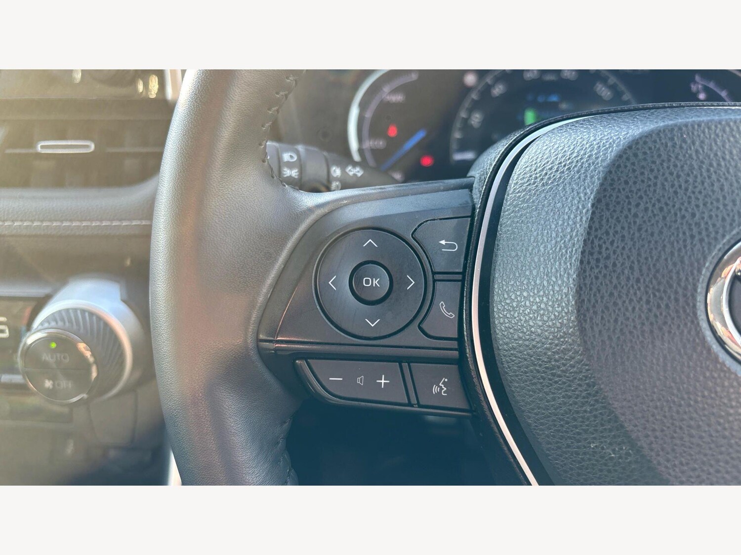 Used Toyota RAV4 2022 for sale - 77769382: Photo 24