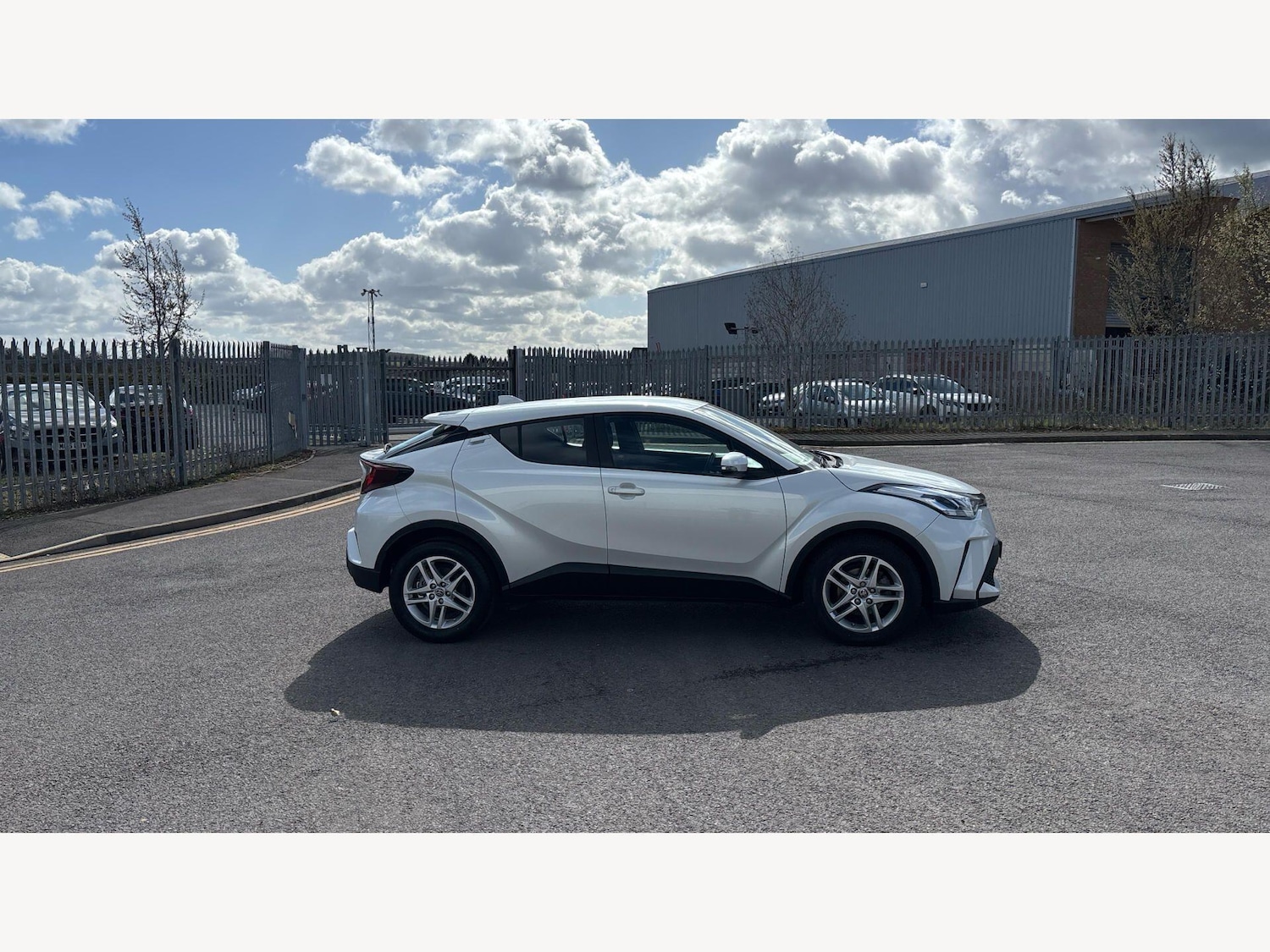 Used Toyota C-HR for sale - 78034207: Photo 18