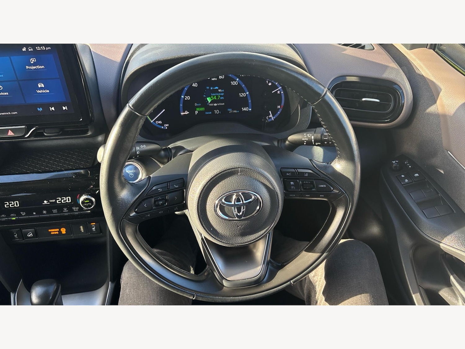 Used Toyota Yaris Cross 2023 for sale - 76952241: Photo 10