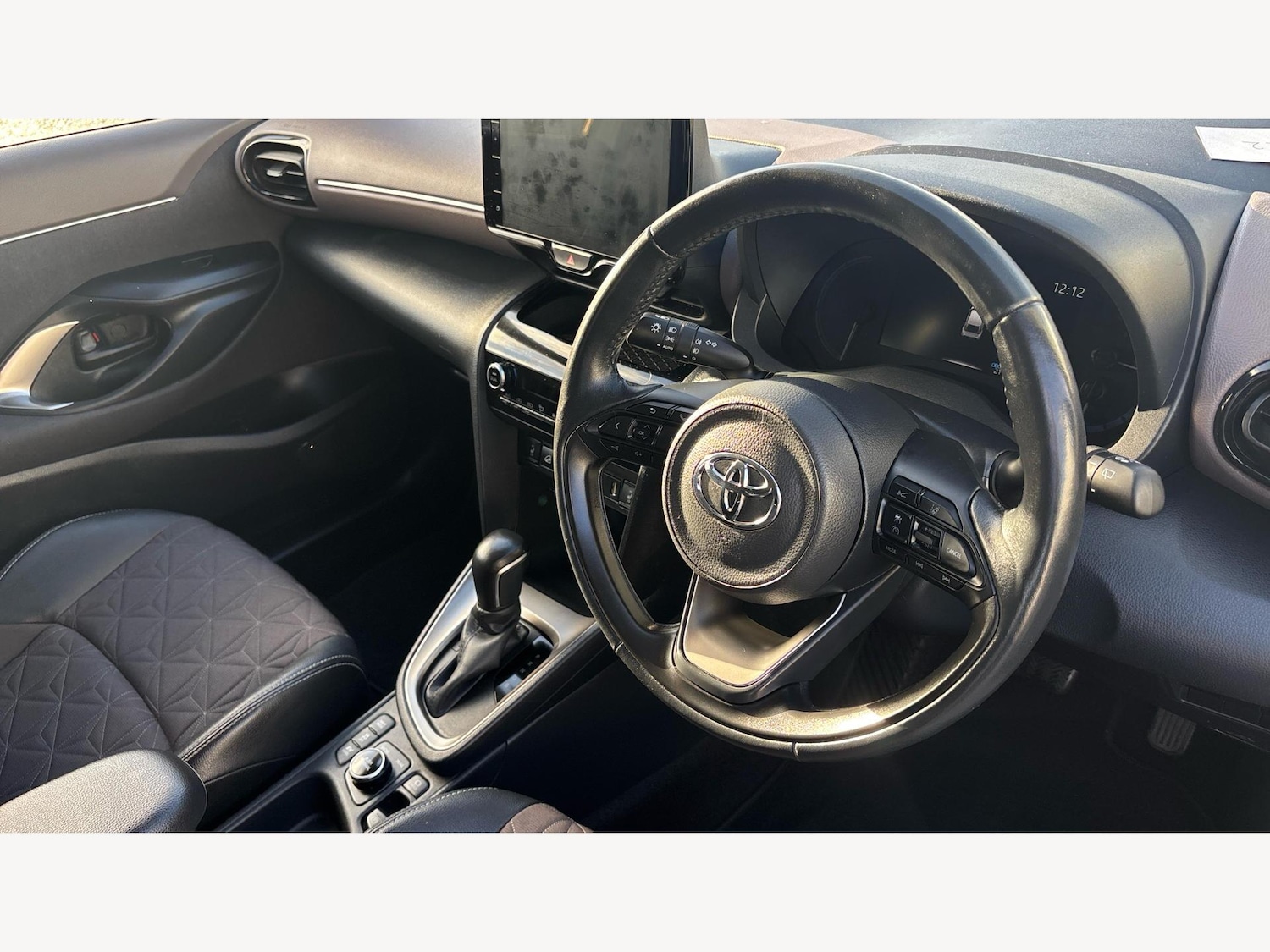 Used Toyota Yaris Cross 2023 for sale - 76952241: Photo 13