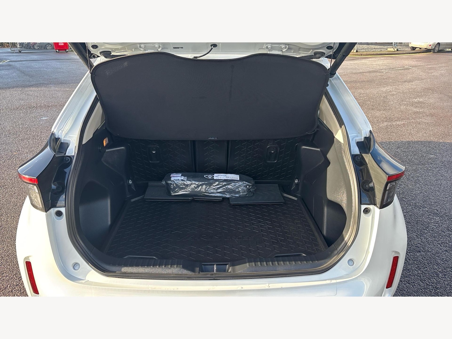 Used Toyota Yaris Cross 2023 for sale - 76952241: Photo 16