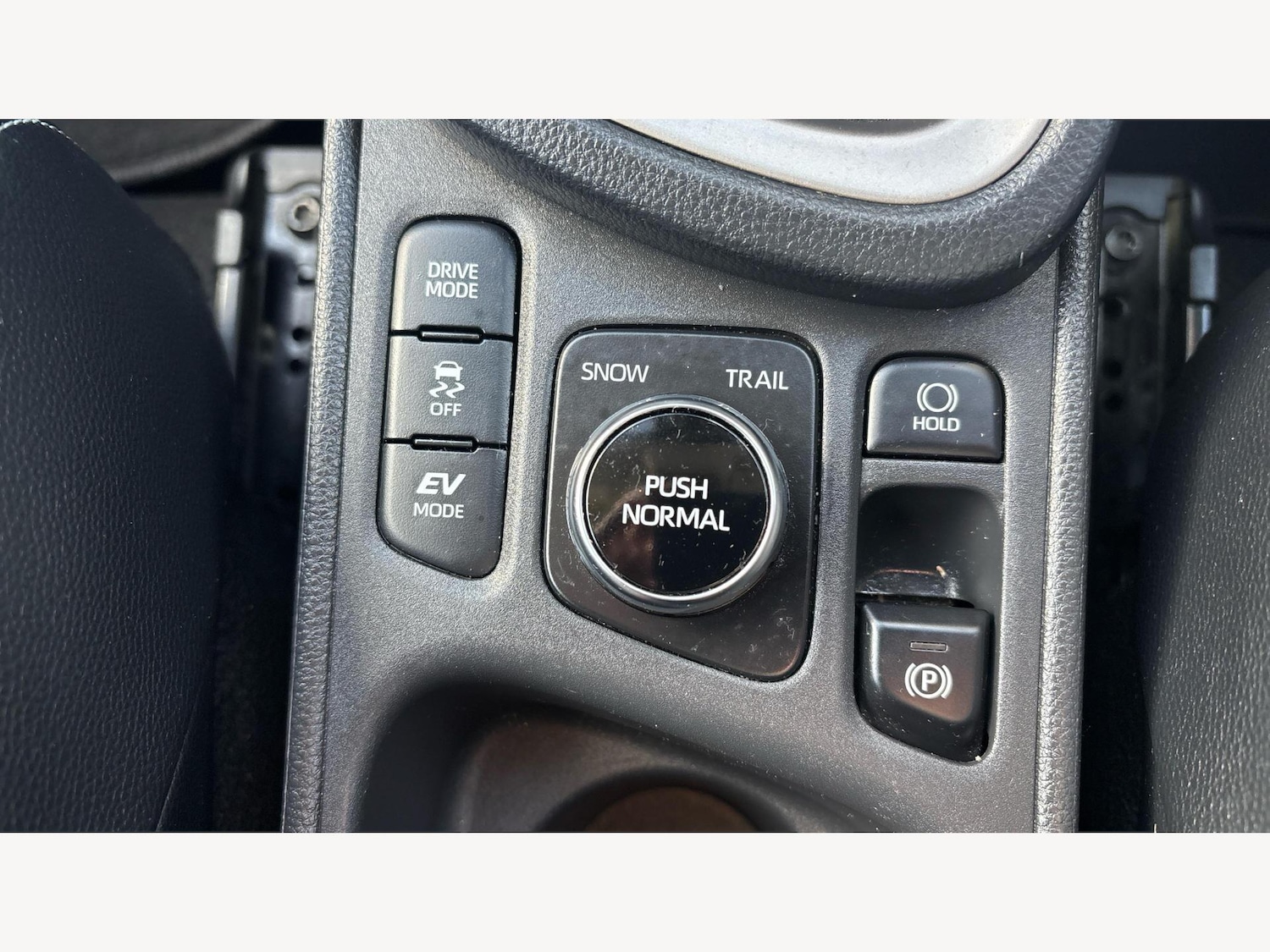 Used Toyota Yaris Cross 2023 for sale - 76952241: Photo 26