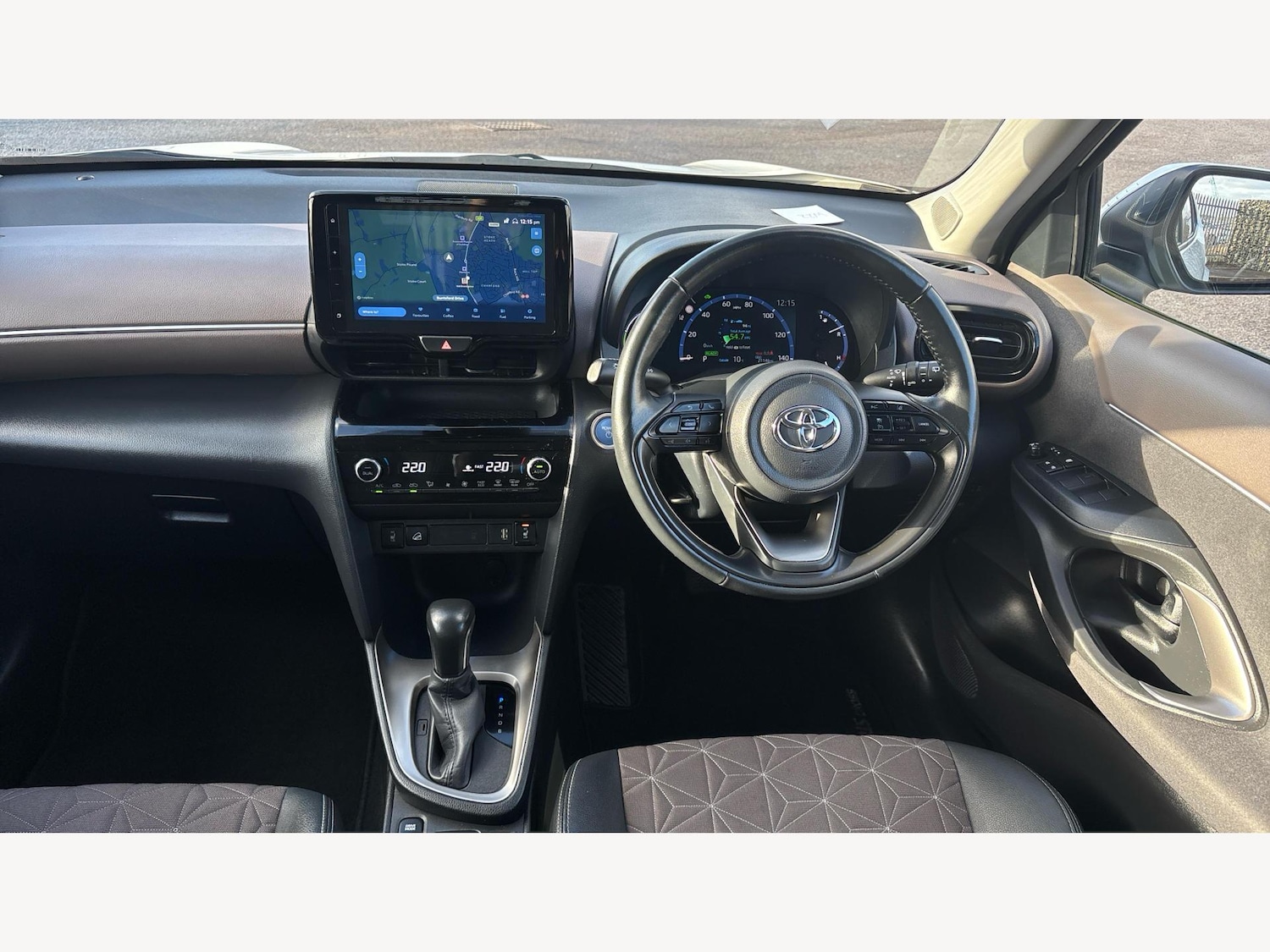 Used Toyota Yaris Cross 2023 for sale - 76952241: Photo 7