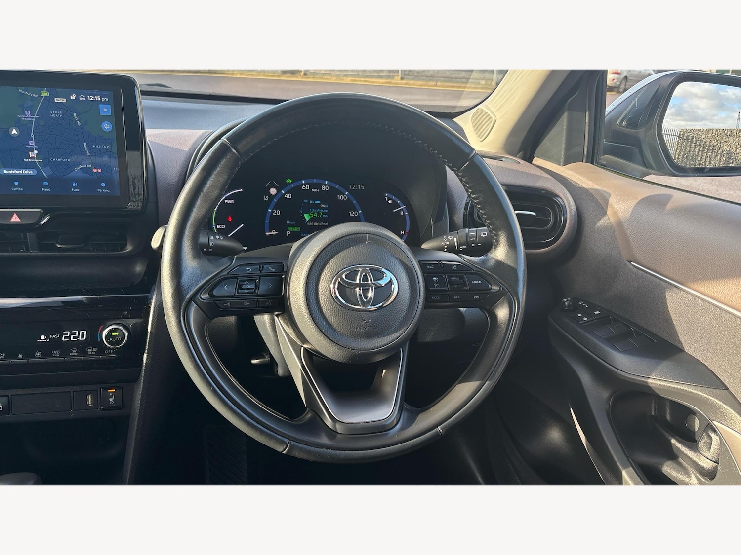 Used Toyota Yaris Cross 2023 for sale - 76952241: Photo 8