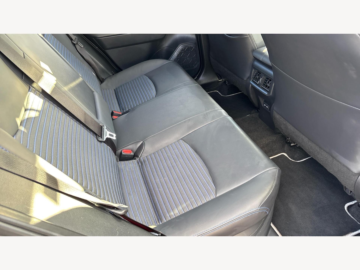 Used Toyota RAV4 2022 for sale - 76371594: Photo 14