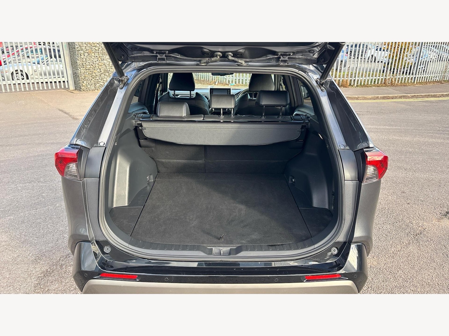 Used Toyota RAV4 2022 for sale - 76371594: Photo 16