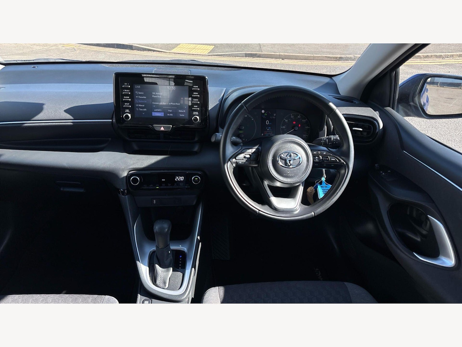 Used Toyota Yaris 2022 for sale - 78035072: Photo 7