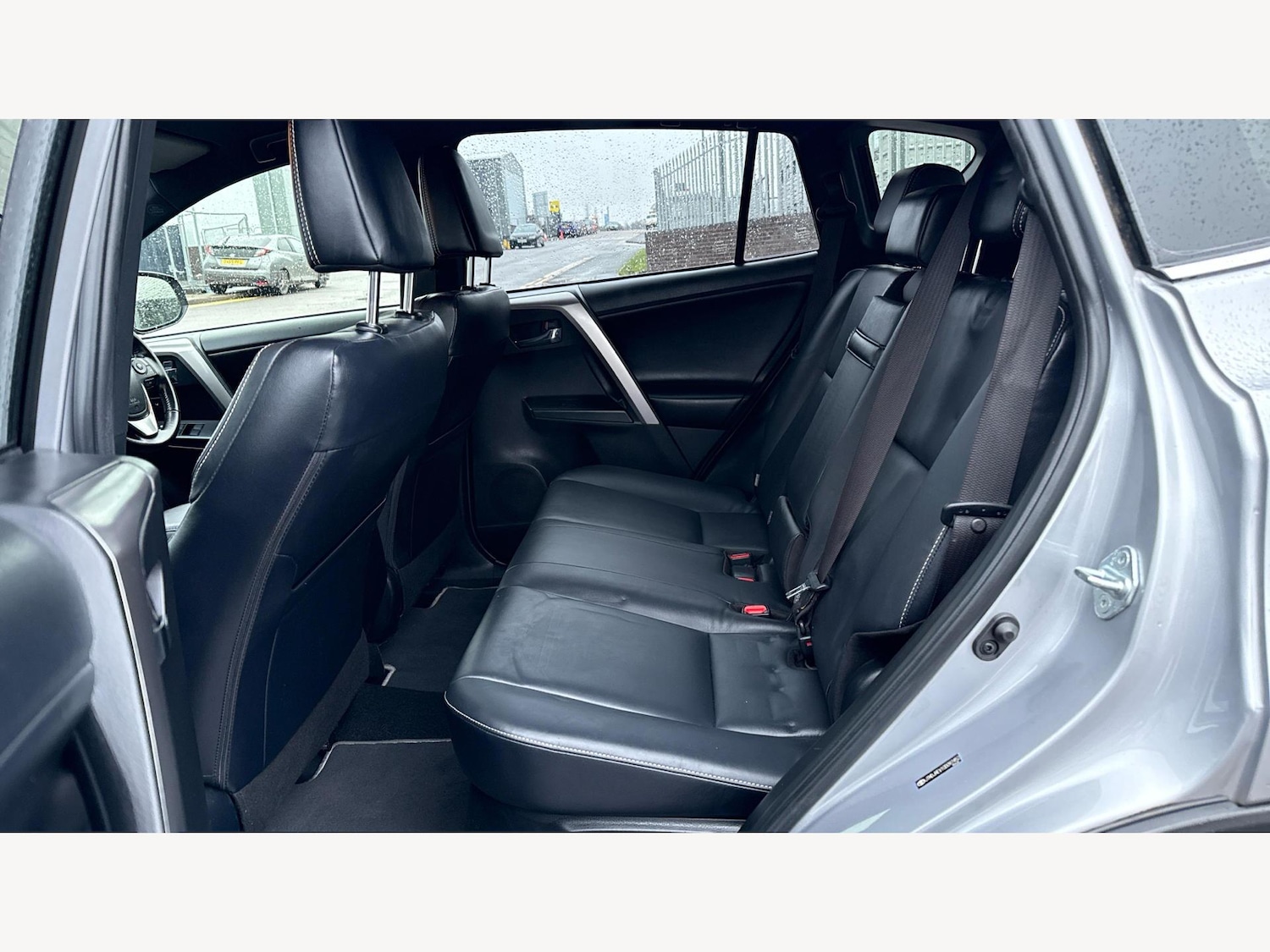 Used Toyota RAV4 2017 for sale - 77612488: Photo 15