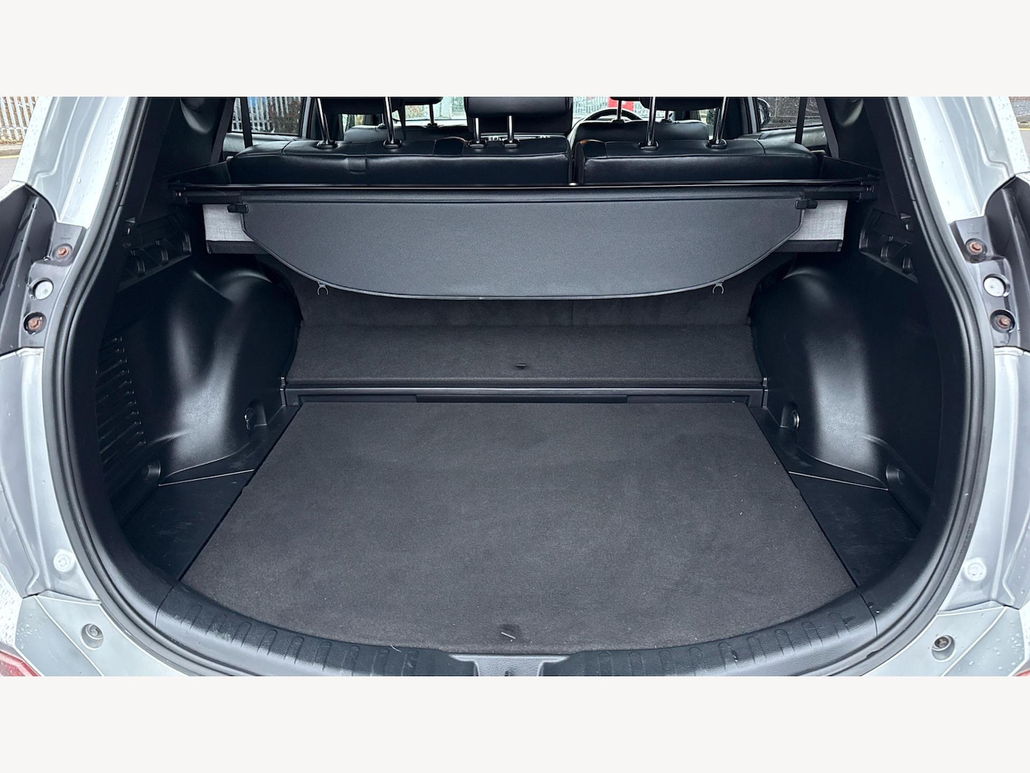 Used Toyota RAV4 2017 for sale - 77612488: Photo 16