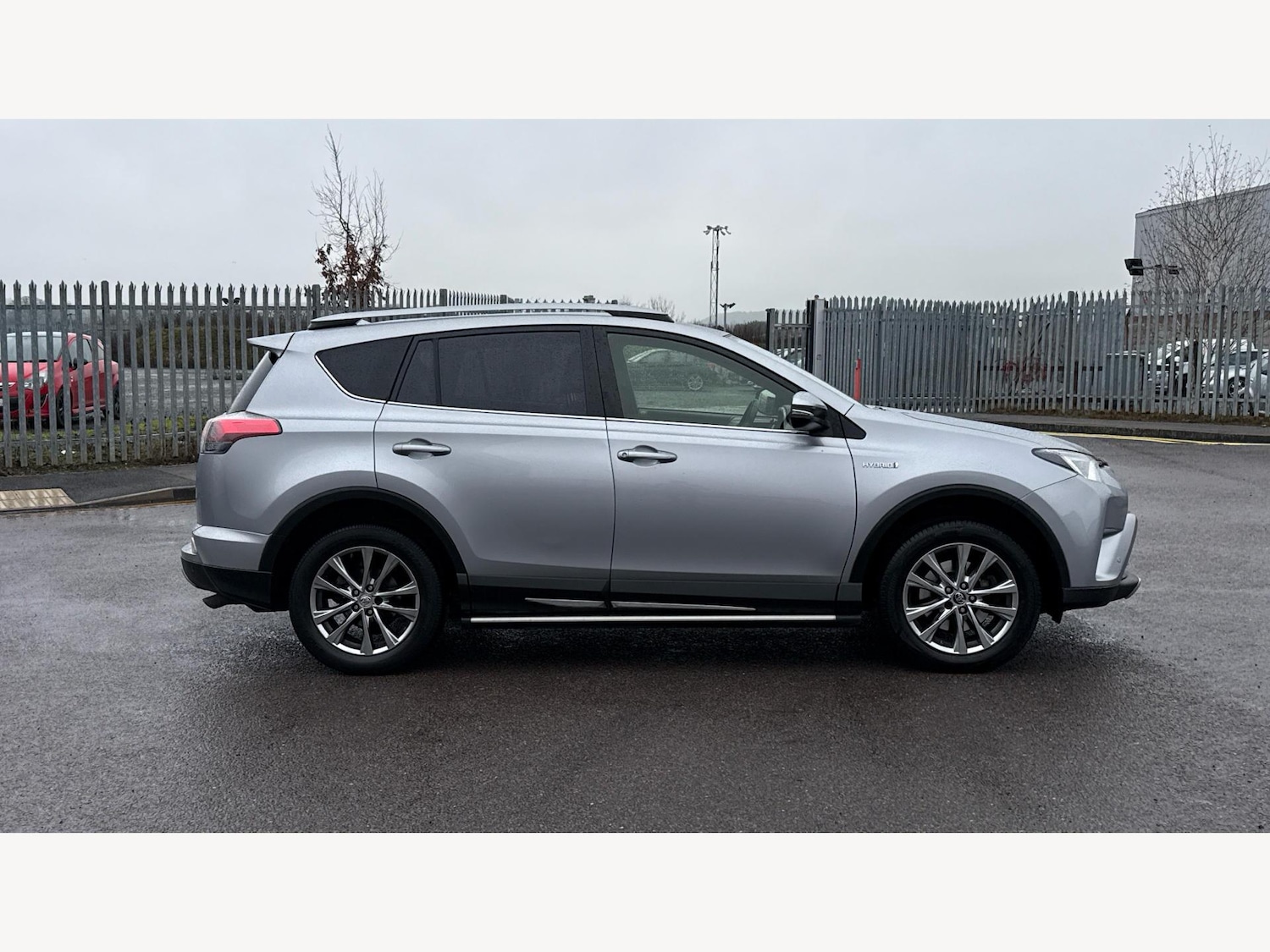 Used Toyota RAV4 2017 for sale - 77612488: Photo 18