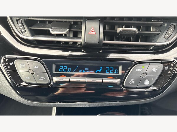 Used Toyota C-HR 2020 for sale - 76214561: Photo 23