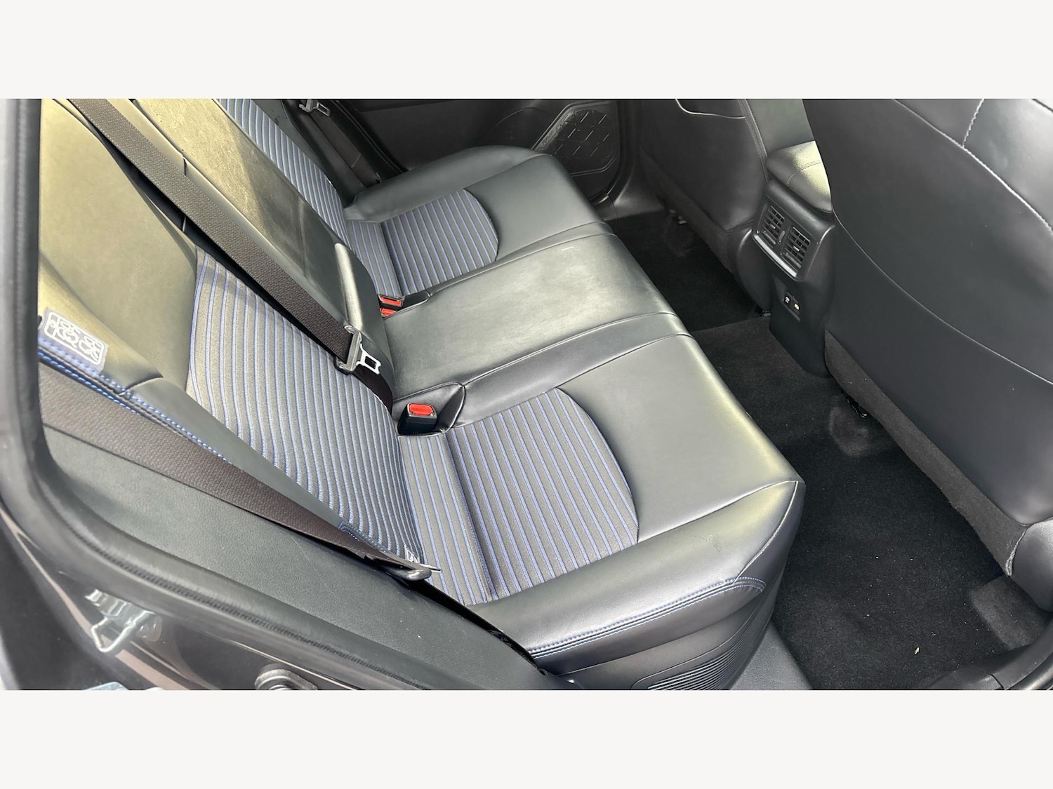 Used Toyota RAV4 2020 for sale - 77229600: Photo 14