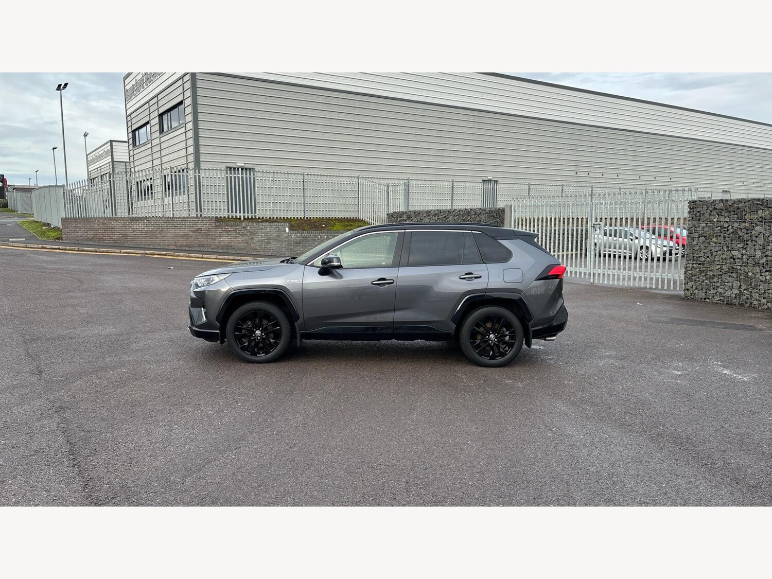 Used Toyota RAV4 2020 for sale - 77229600: Photo 19