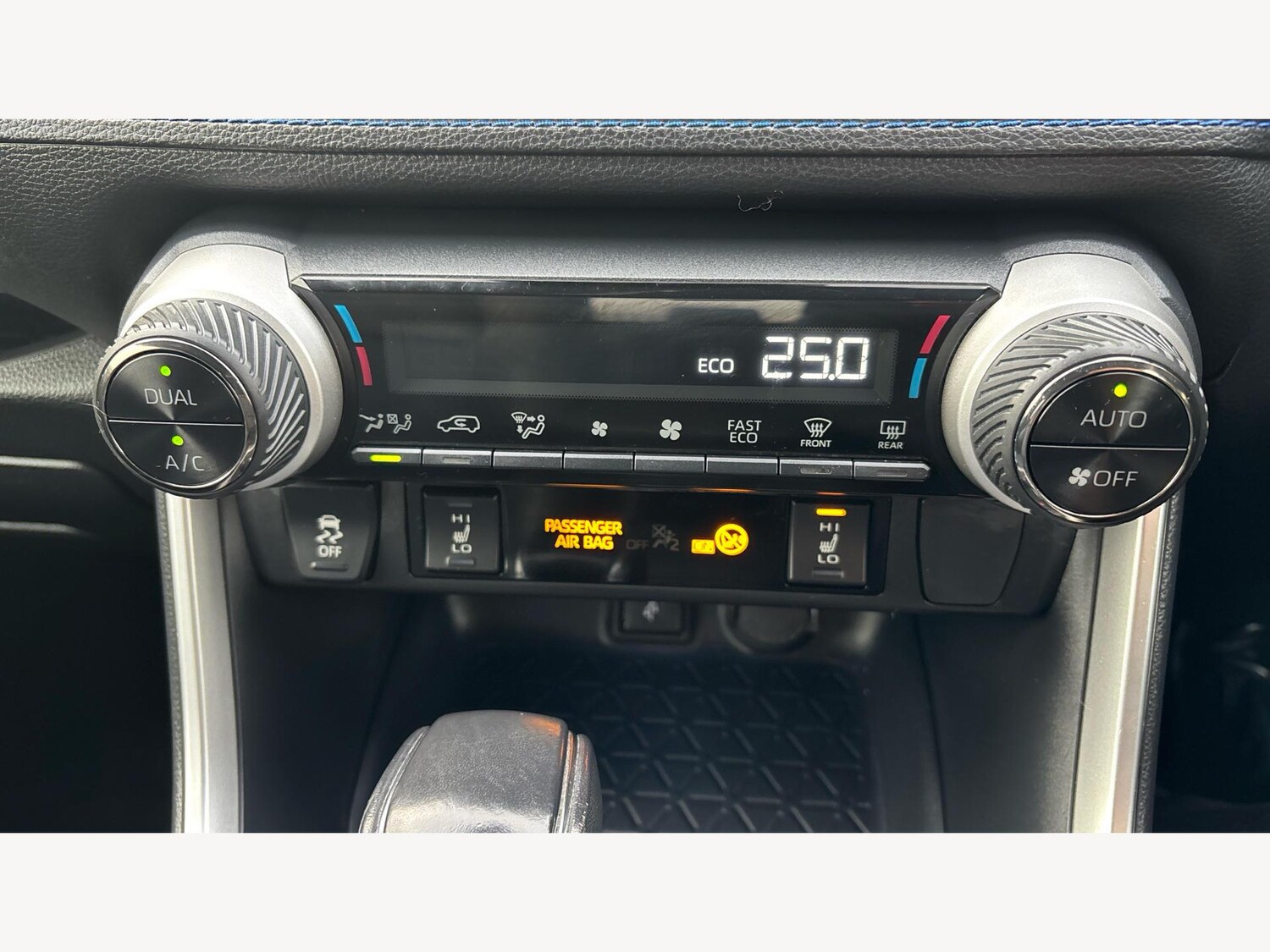 Used Toyota RAV4 2020 for sale - 77229600: Photo 23