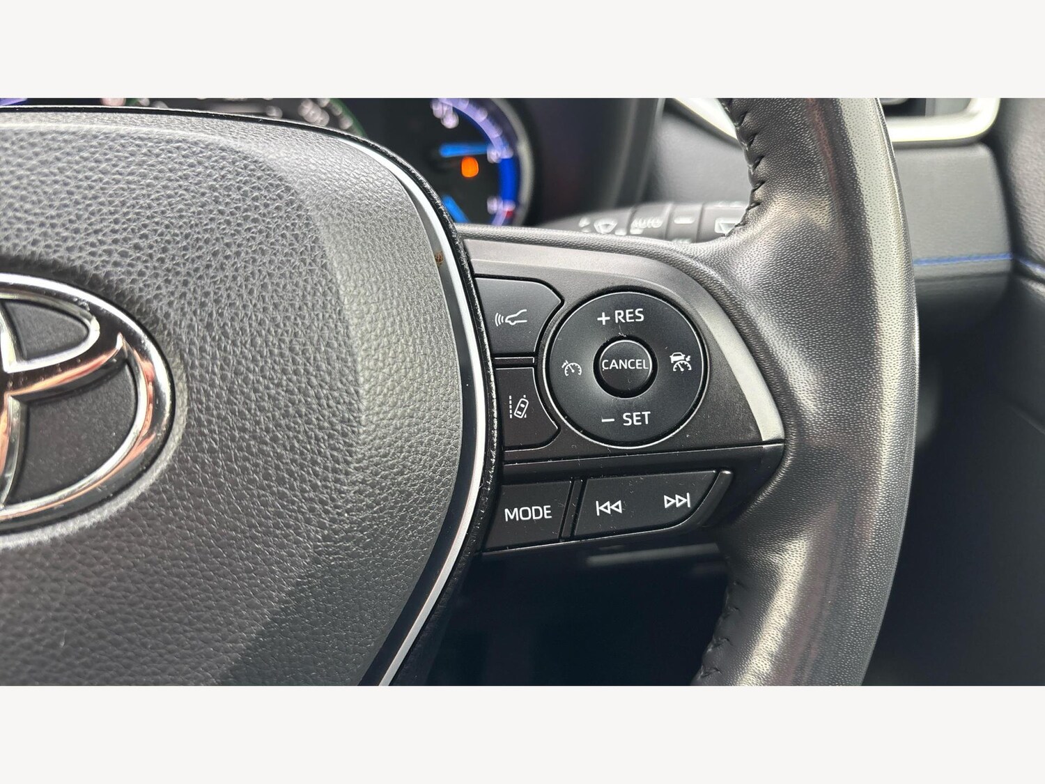 Used Toyota RAV4 2020 for sale - 77229600: Photo 25