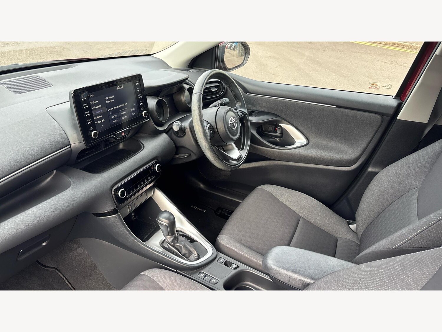 Used Toyota Yaris 2021 for sale - 76498448: Photo 12