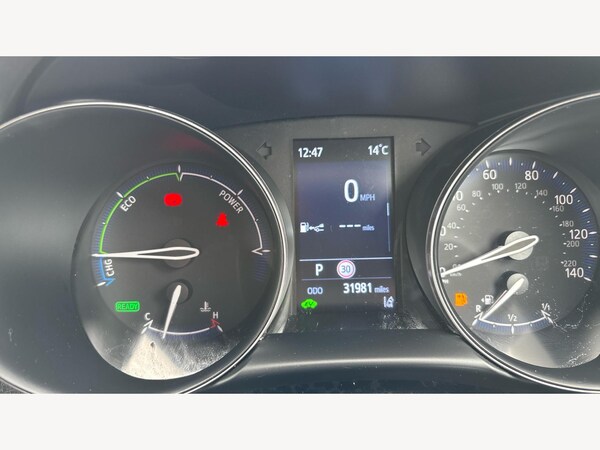 Used Toyota C-HR 2023 for sale - 76201158: Photo 11