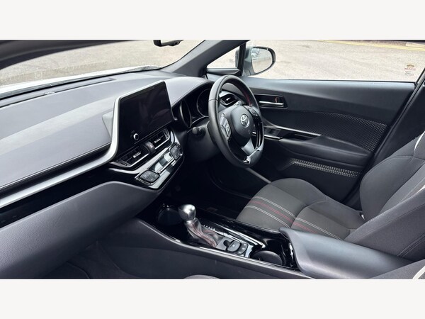 Used Toyota C-HR 2023 for sale - 76201158: Photo 12