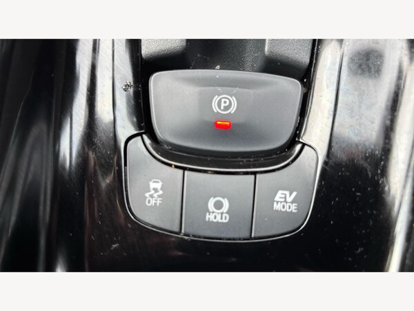 Used Toyota C-HR 2023 for sale - 76201158: Photo 26