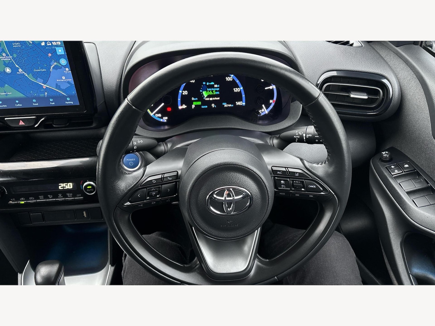 Used Toyota Yaris Cross 2022 for sale - 77425737: Photo 10