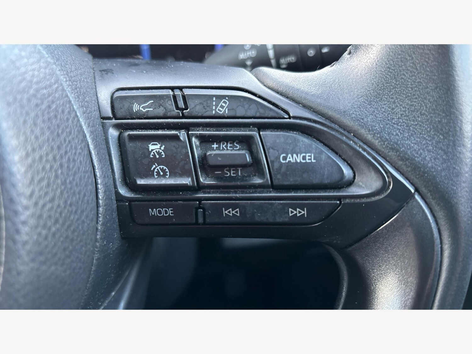 Used Toyota Yaris Cross for sale - 77267824: Photo 25