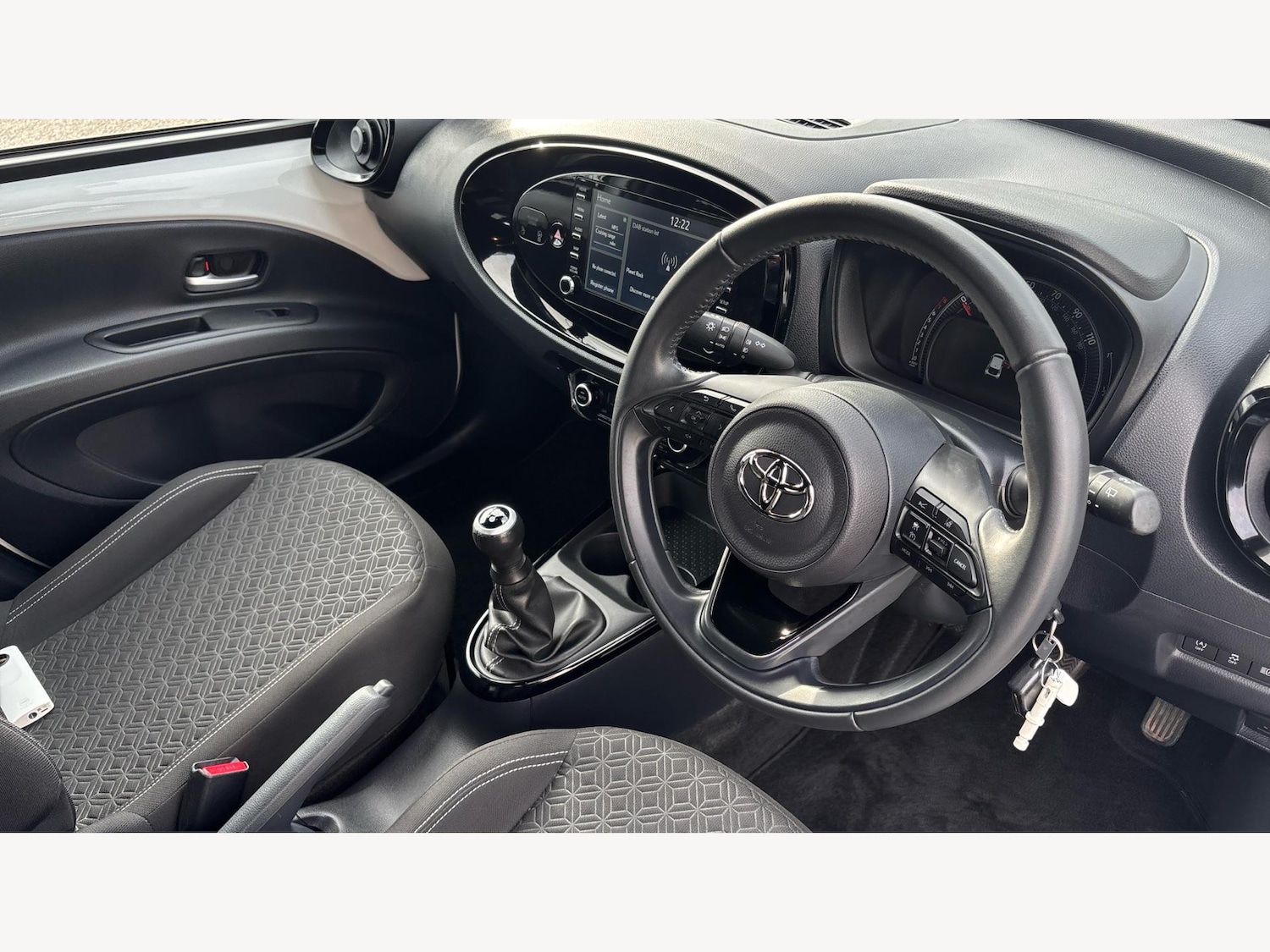 Used Toyota Aygo X 2023 for sale - 76538589: Photo 13