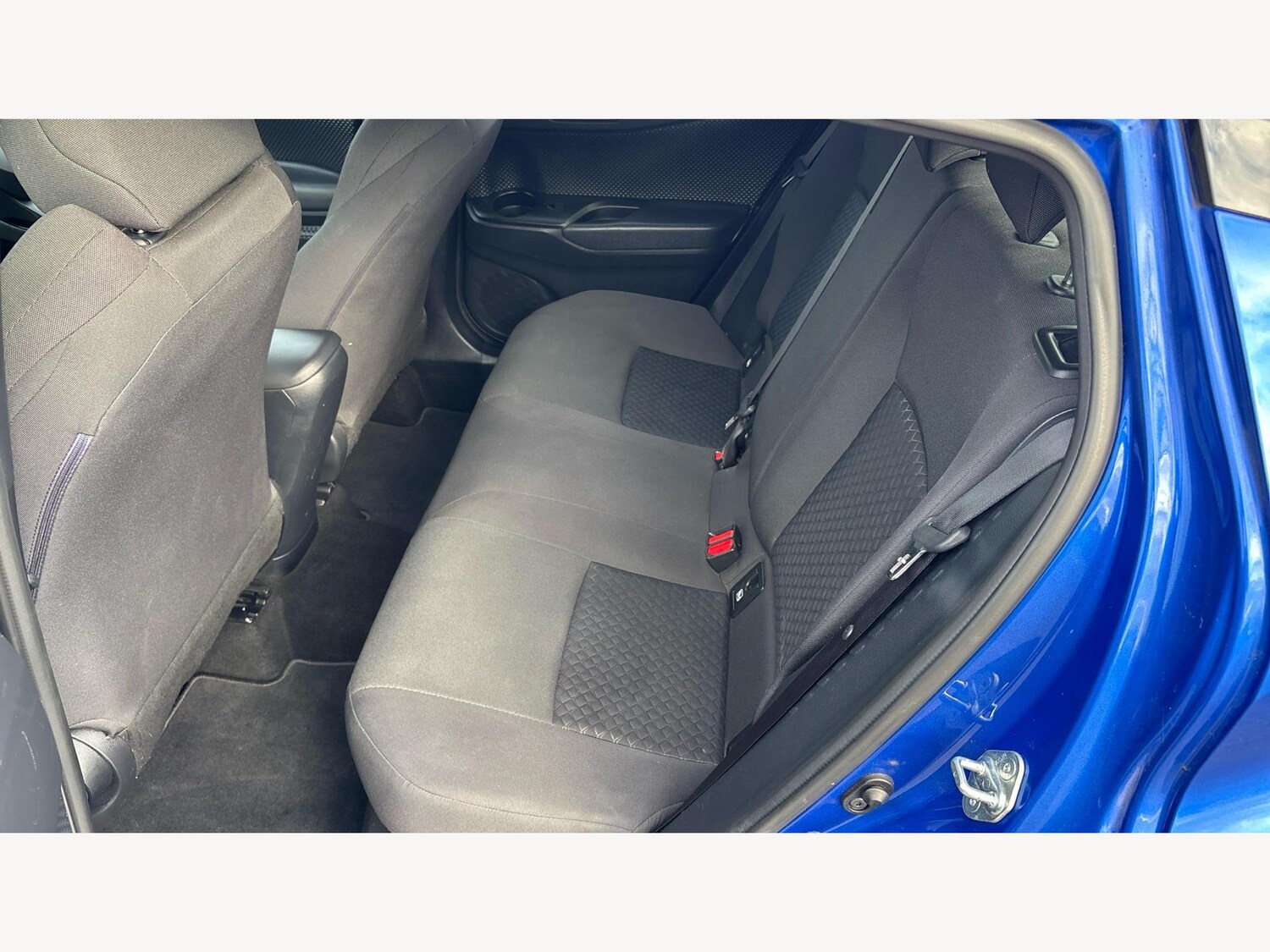 Used Toyota C-HR 2022 for sale - 76336299: Photo 15