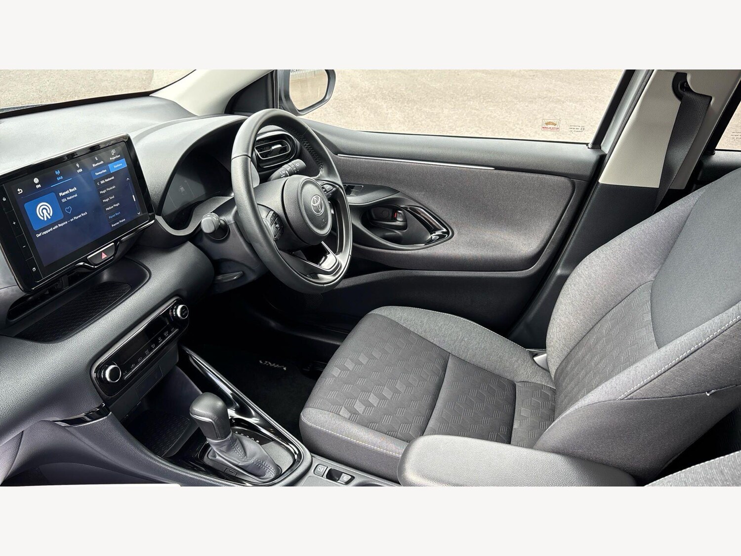 Used Toyota Yaris 2024 for sale - 78086805: Photo 12