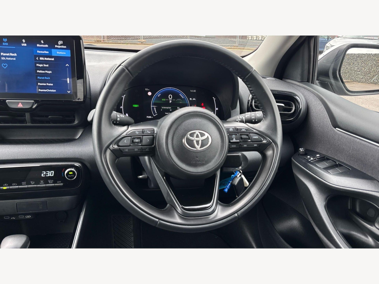 Used Toyota Yaris 2024 for sale - 78086805: Photo 8