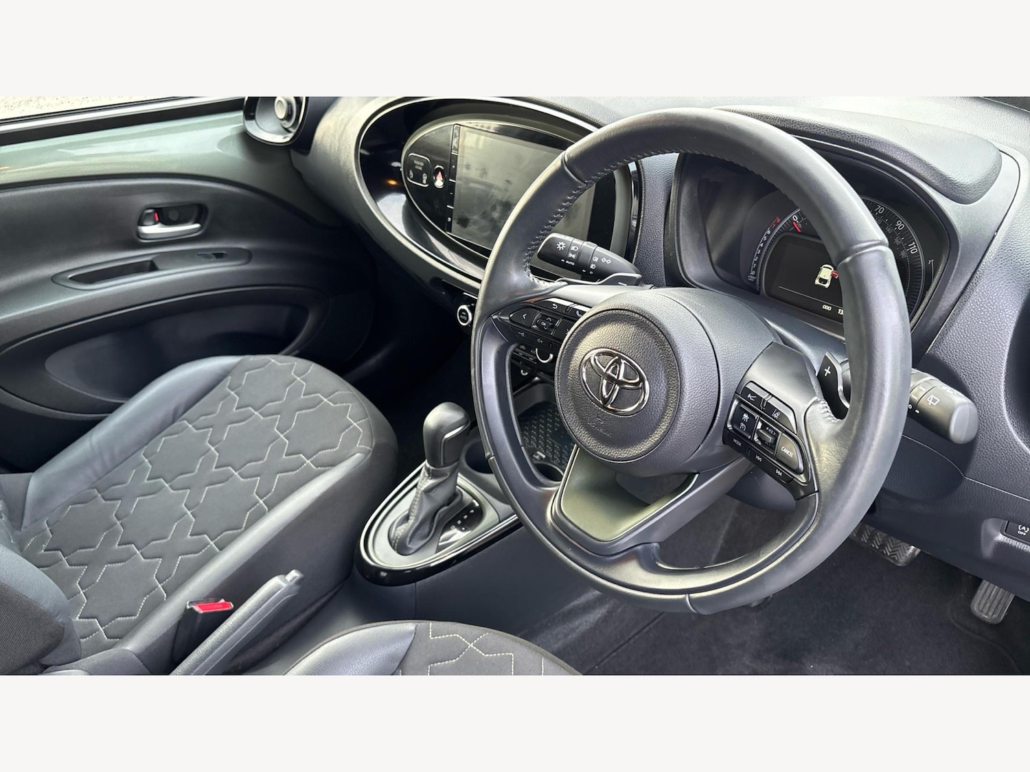 Used Toyota Aygo X 2022 for sale - 77066932: Photo 13