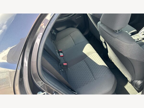 Used Toyota Yaris 2022 for sale - 76326257: Photo 14
