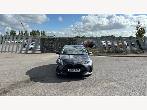 Used Toyota Yaris 2022 for sale - 76326257: Photo 17