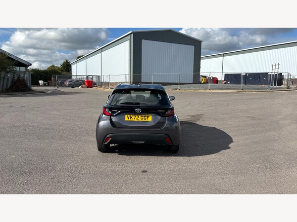 Used Toyota Yaris 2022 for sale - 76326257: Photo 21