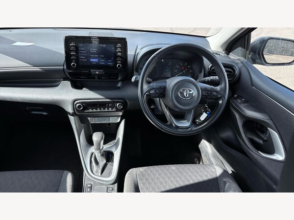 Used Toyota Yaris 2022 for sale - 76326257: Photo 7