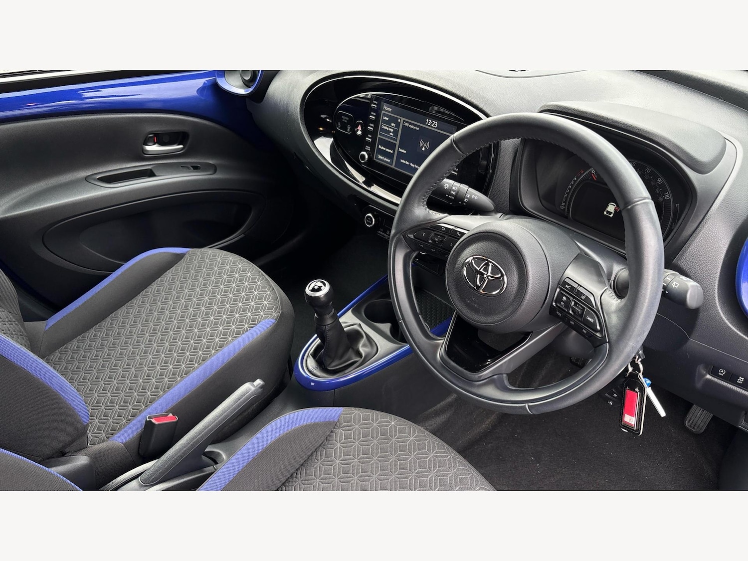 Used Toyota Aygo X 2023 for sale - 76456687: Photo 13