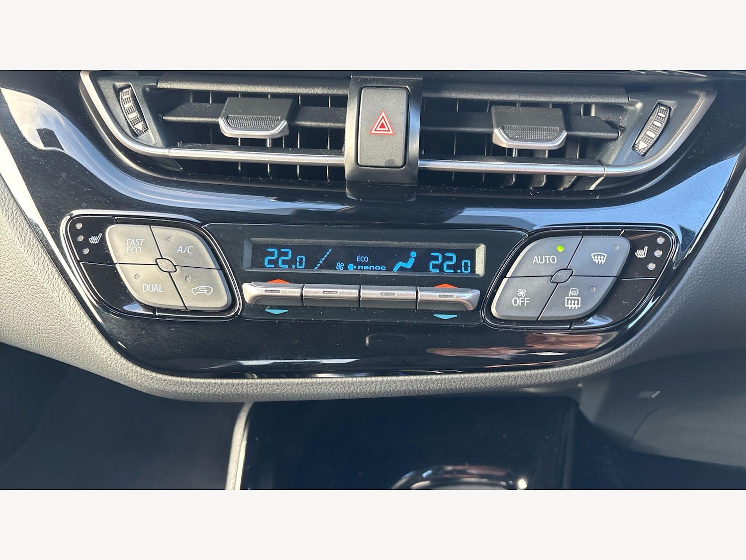 Used Toyota C-HR 2023 for sale - 78072215: Photo 23