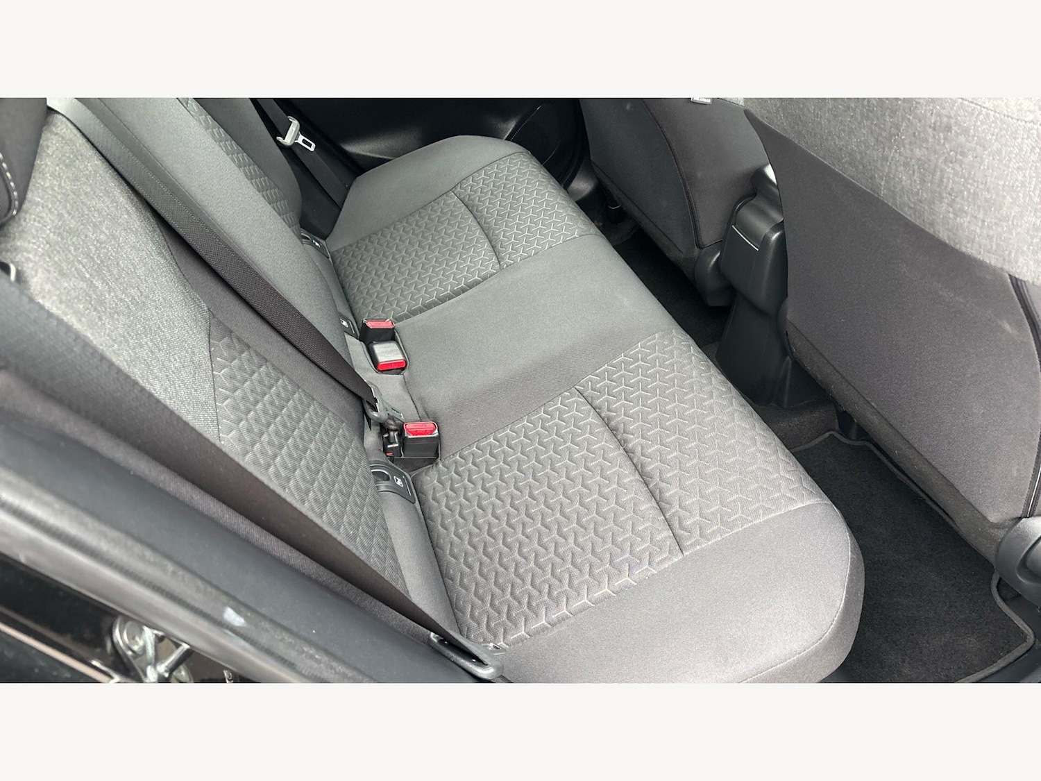 Used Toyota Yaris Cross 2023 for sale - 78170415: Photo 14