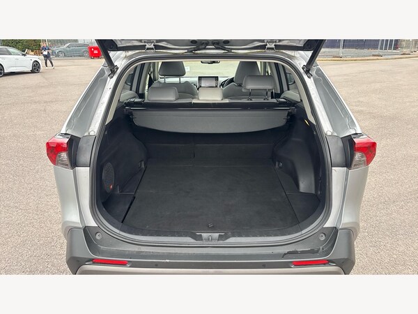 Used Toyota RAV4 2020 for sale - 76213956: Photo 16