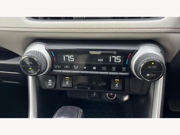 Used Toyota RAV4 2020 for sale - 76213956: Photo 23