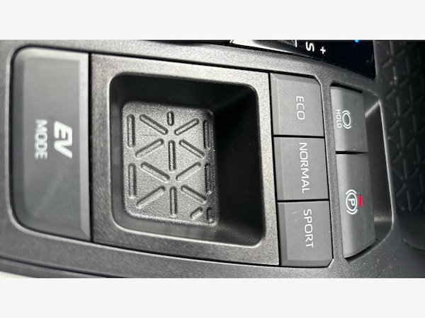 Used Toyota RAV4 2022 for sale - 75757538: Photo 26