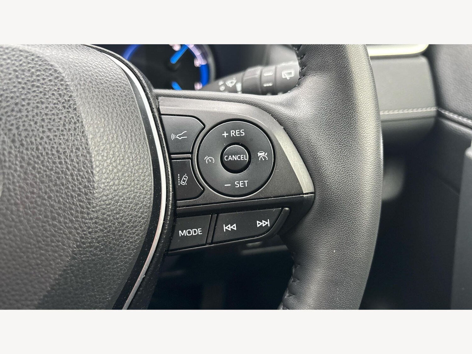 Used Toyota RAV4 2021 for sale - 77230365: Photo 25