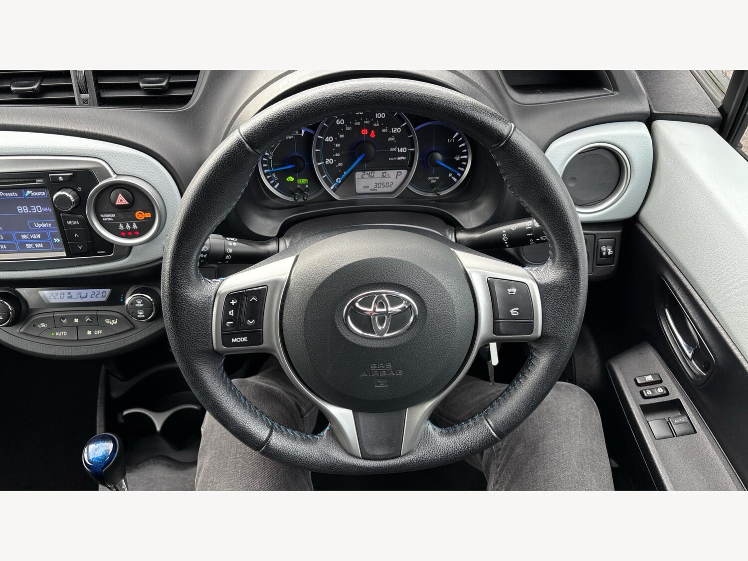 Used Toyota Yaris for sale - 77587159: Photo 10