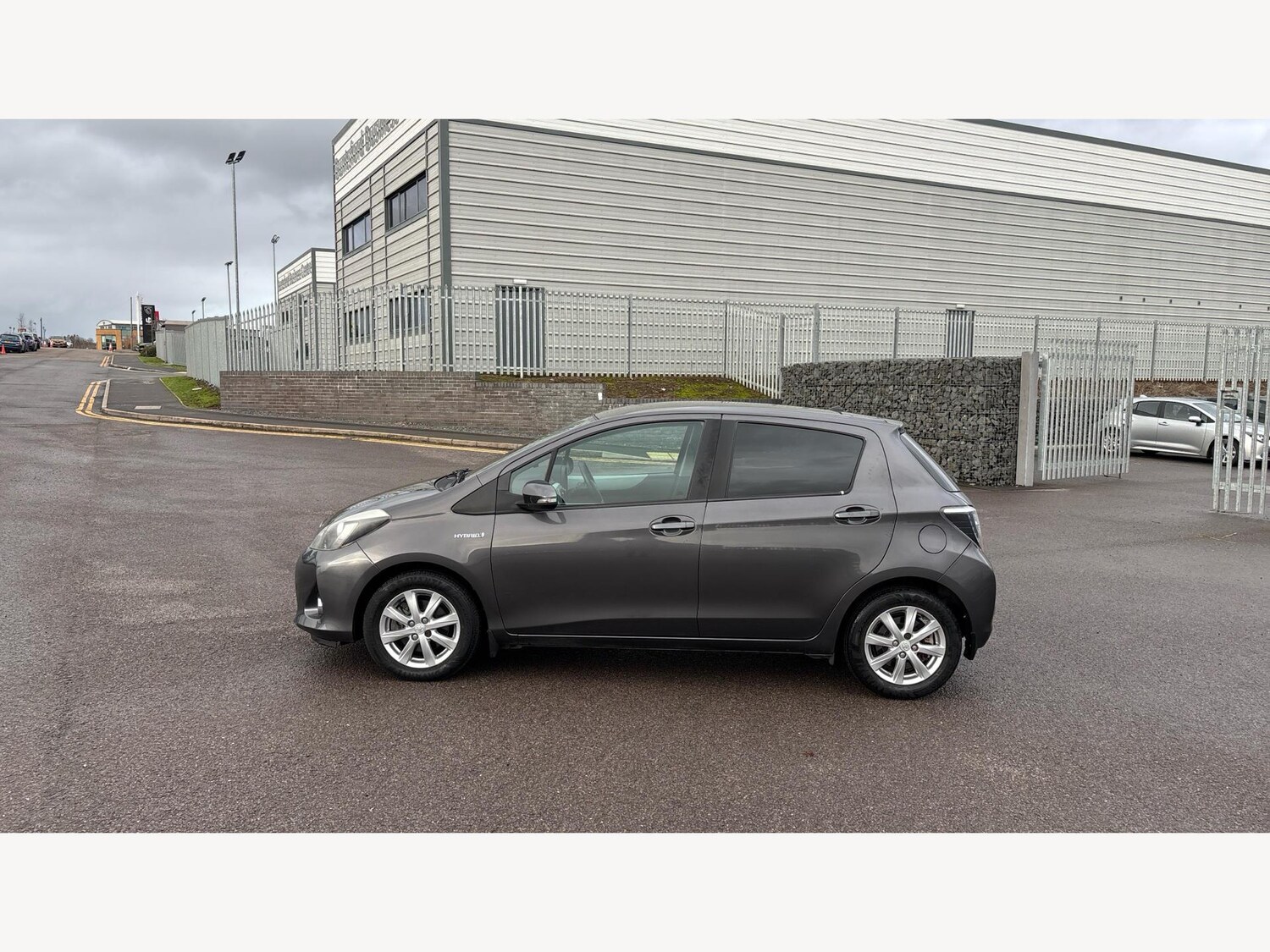 Used Toyota Yaris for sale - 77587159: Photo 19