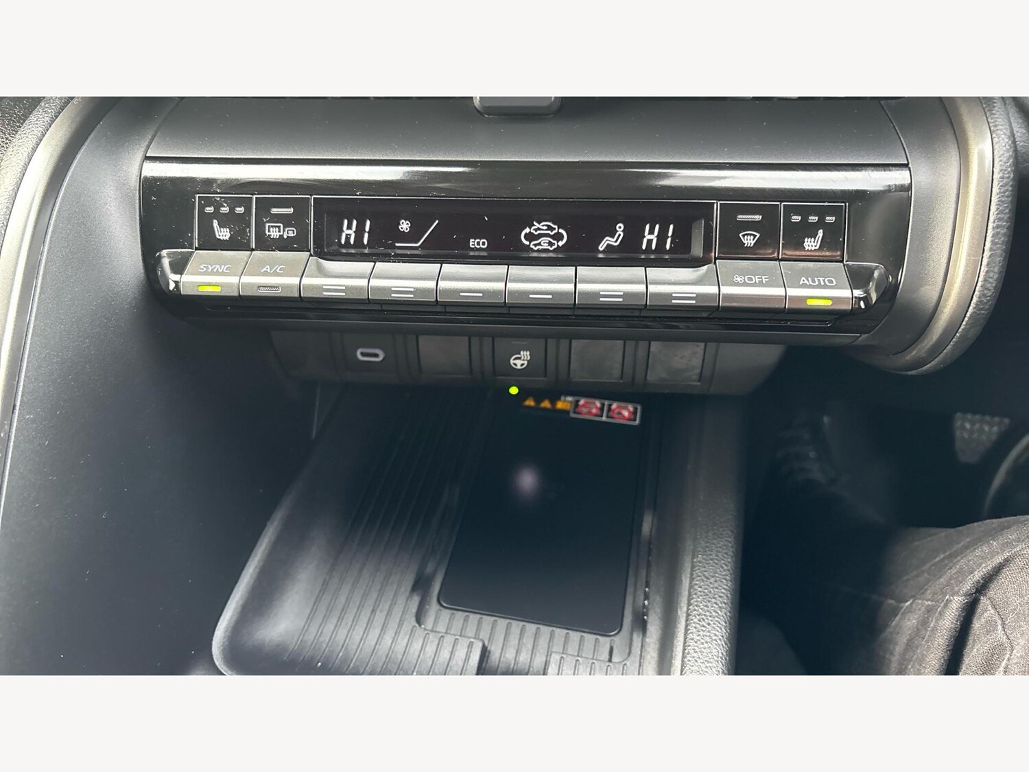 Used Toyota C-HR for sale - 77230341: Photo 23