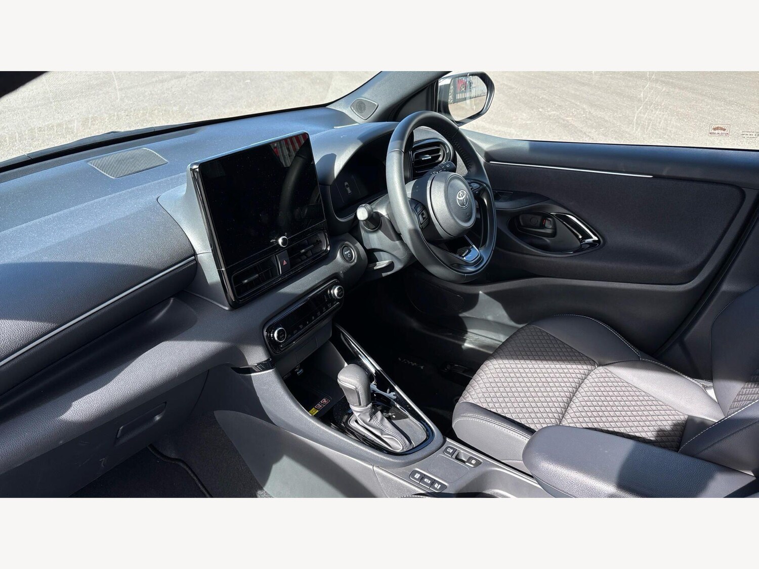 Used Toyota Yaris 2025 for sale - 77939853: Photo 12