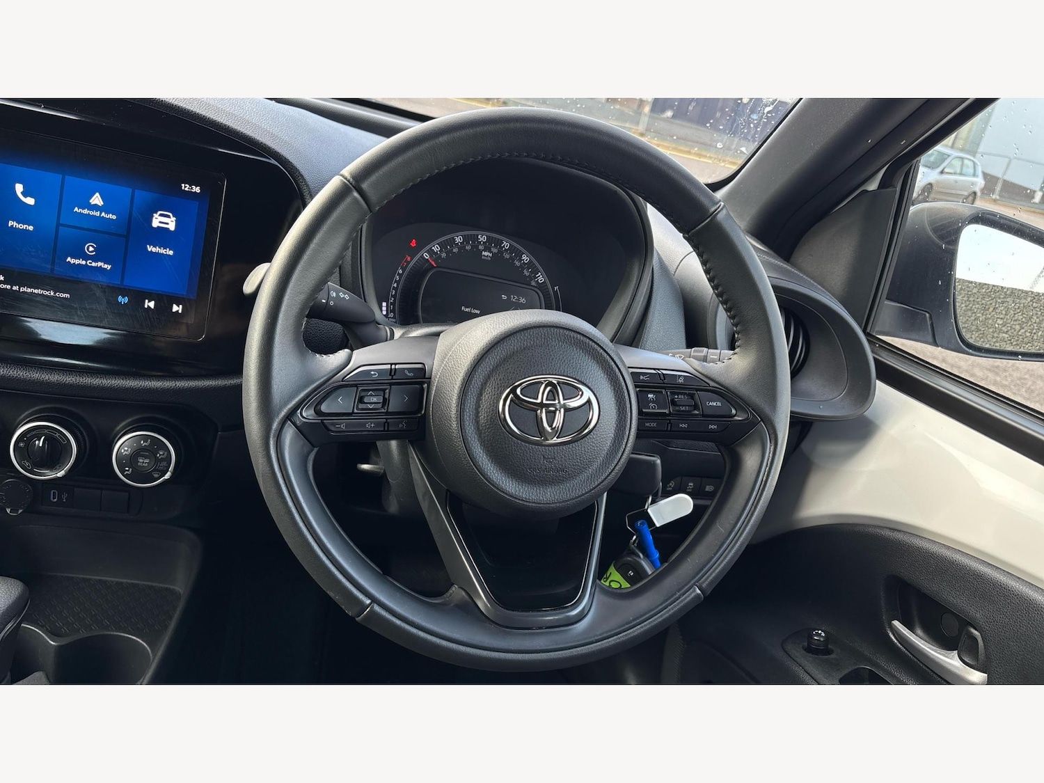 Used Toyota Aygo X 2024 for sale - 77192017: Photo 8