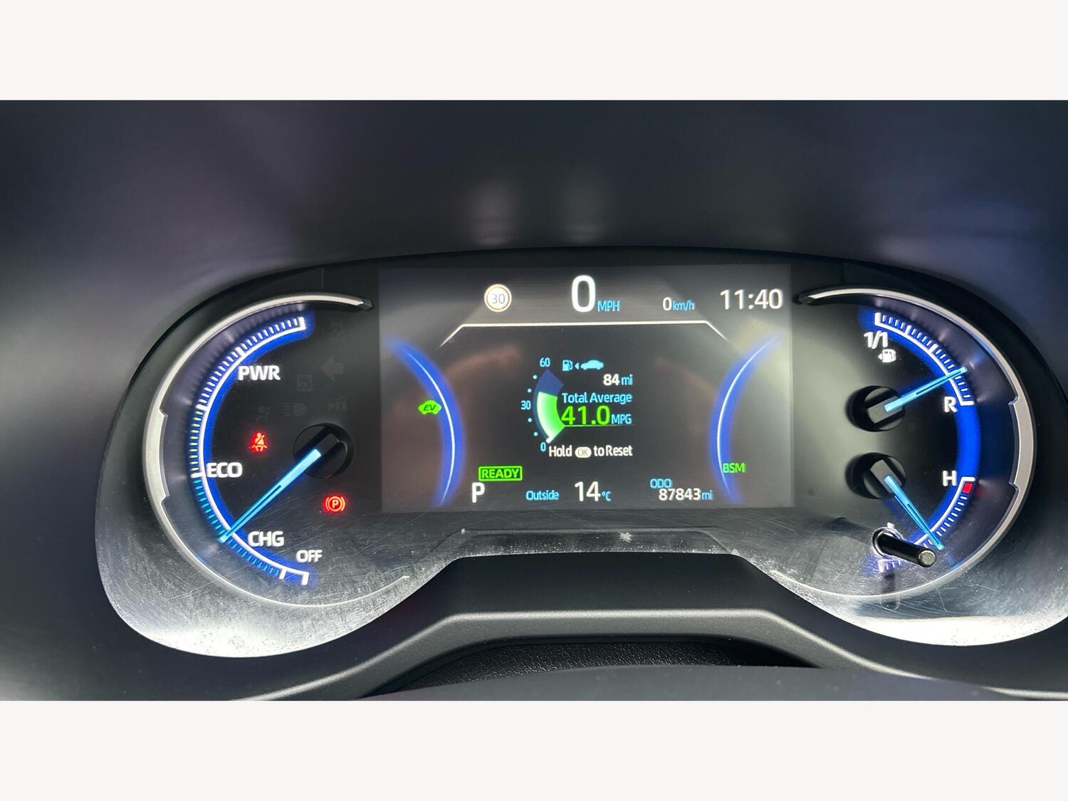 Used Toyota RAV4 2019 for sale - 76549933: Photo 11