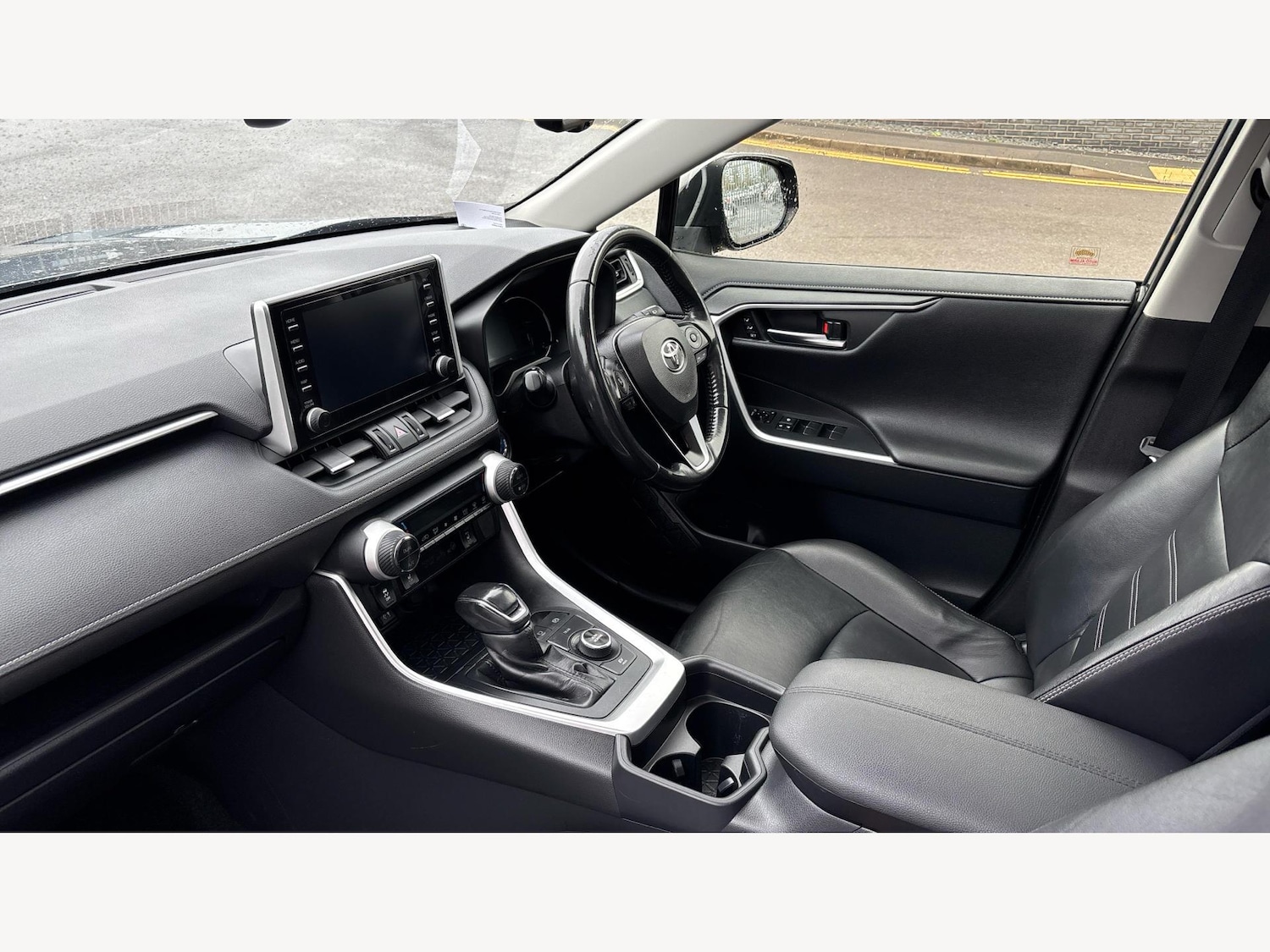 Used Toyota RAV4 2019 for sale - 76549933: Photo 12