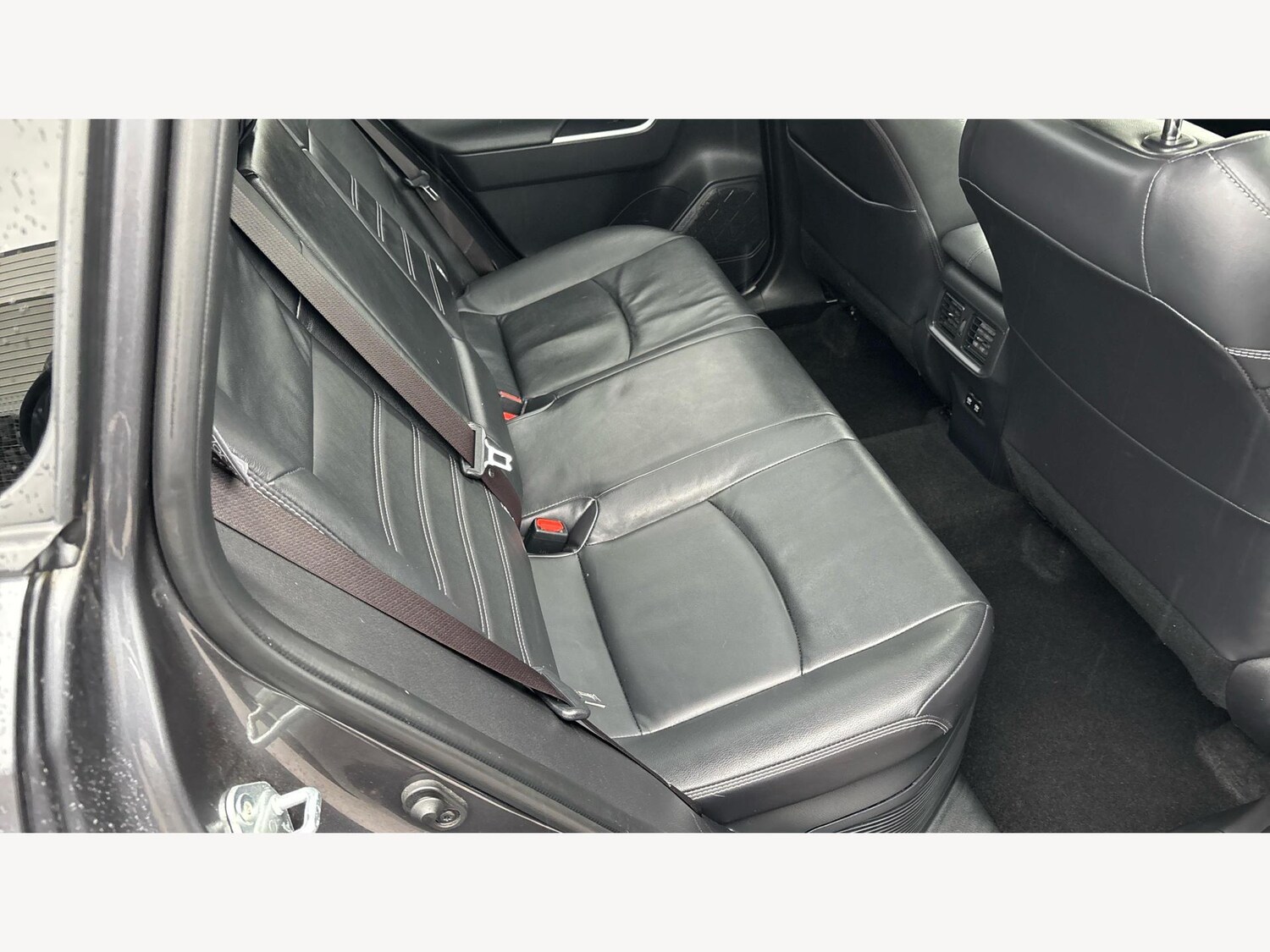 Used Toyota RAV4 2019 for sale - 76549933: Photo 14